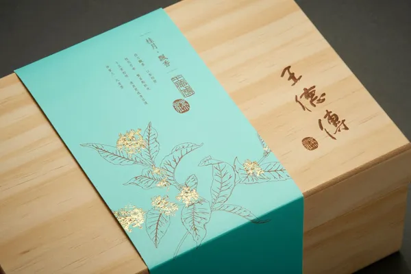 王德傳桂月飄香禮盒04.jpg