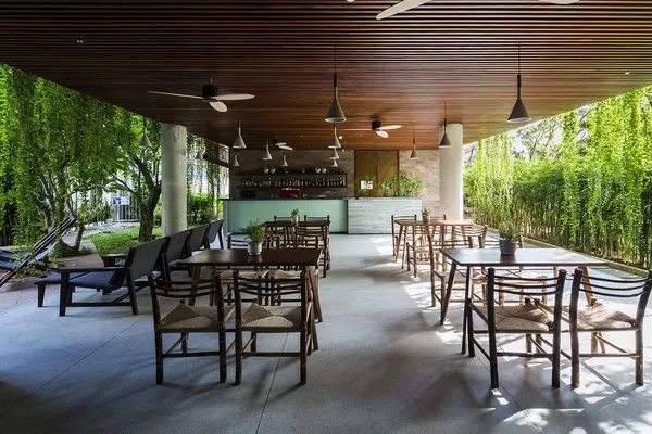 越南_綠建築_Atlas_Hotel_09cafe.jpg