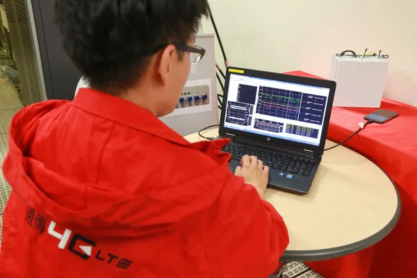 饒仲華_遠傳電信網路暨技術事業群執行副總經理_2017-09-25_賀大新攝影_1158_Lr.jp