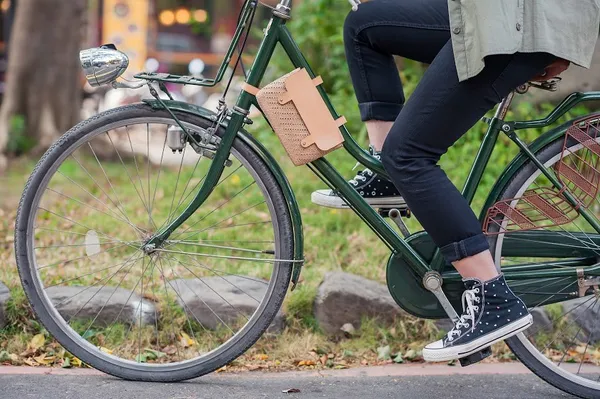 113工房 天然牛皮藺草手工編織腳踏車隨行包-2.jpg