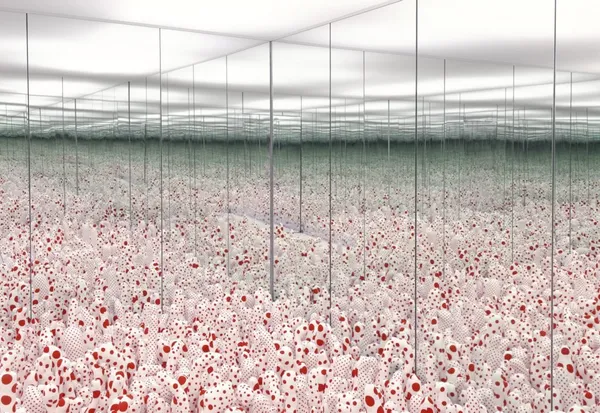 mirror_room_草間彌生.jpg