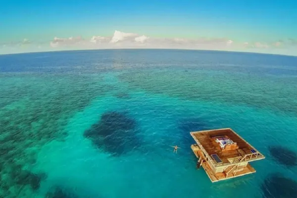 underwater room