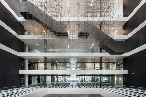 OMA-荷蘭政府辦公大樓-Rijnstraat 8.jpg
