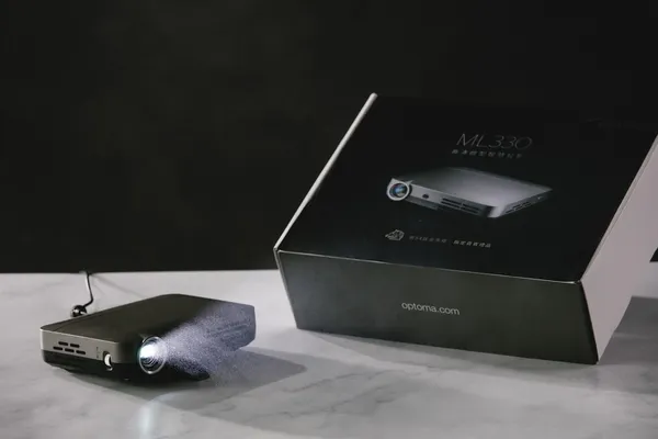 金馬54貴賓禮品｜奧圖碼ML330高清微型智慧投影機-5.jpg