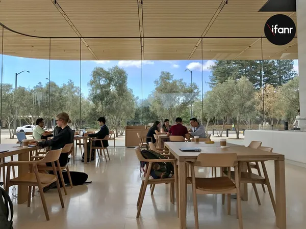 Apple Park5.jpg