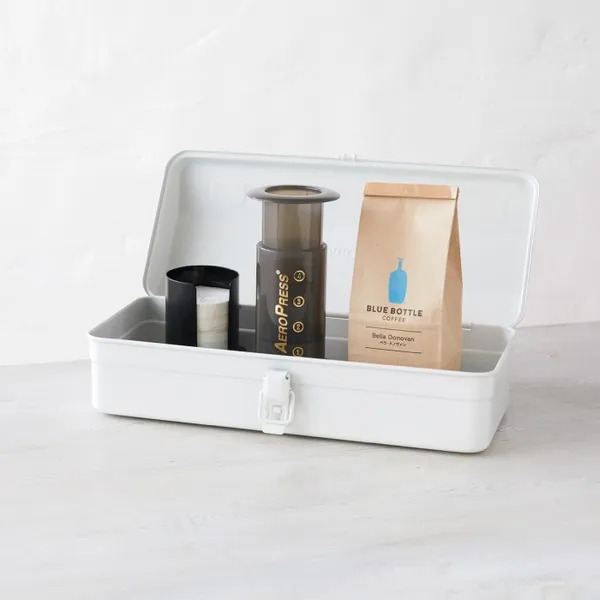 12_Blue Bottle Coffee AeroPress Set.jpg