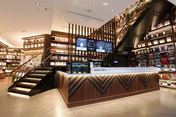 TSUTAYA BOOKSTORE松山站前店 1F吧台區-3.JPG