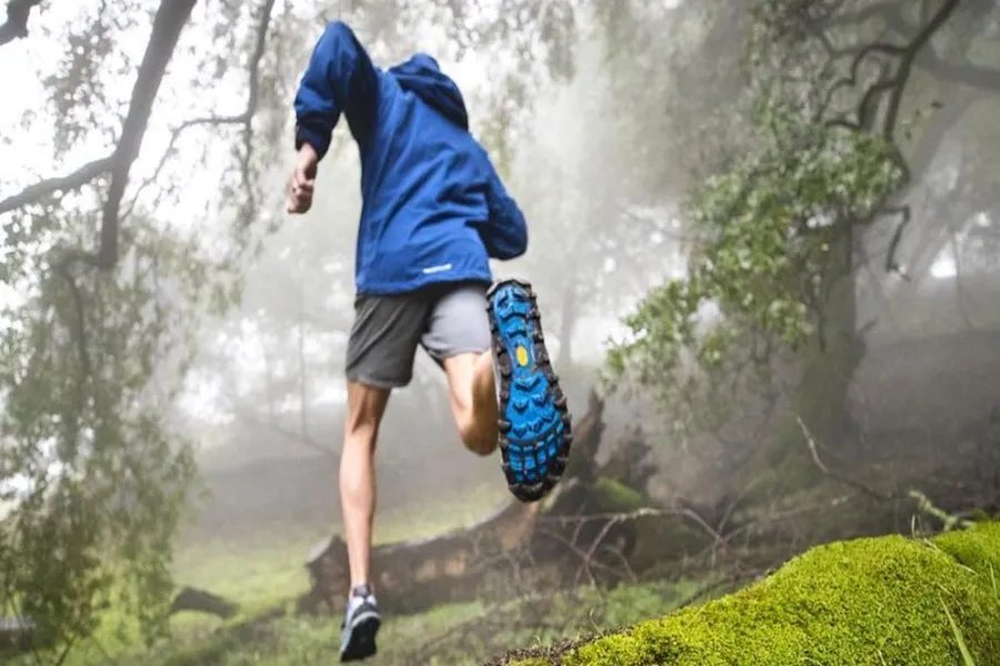 跑鞋裡藏著一位教練！？Altra IQ Smart Shoe 智能鞋