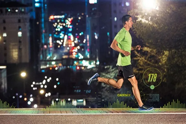 Altra IQ Smart Shoe