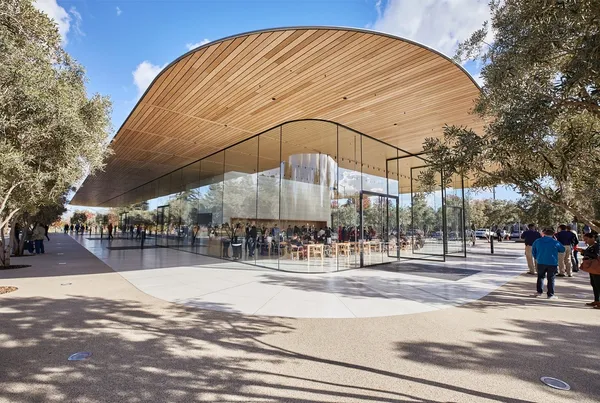 ApplePark_VisitorCenter.jpg