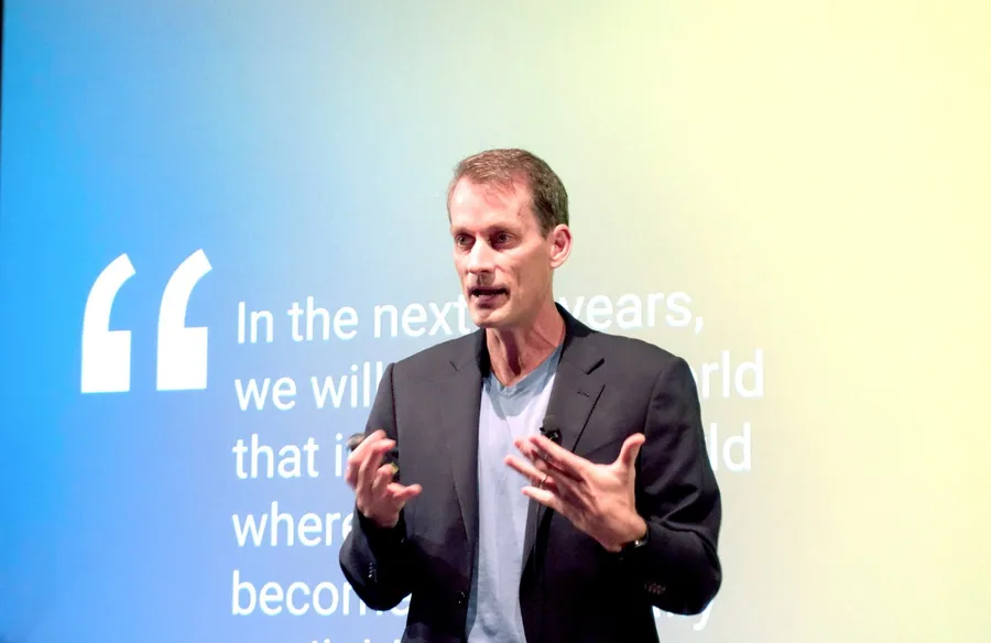 [東京現場]如何讓機器學習普及化？來聽Google Brain大神Jeff Dean怎麼說