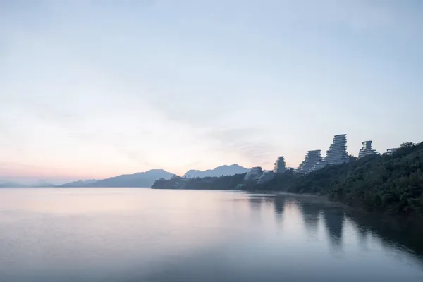huangshan-mountain-village-by-mad-architects_dezee