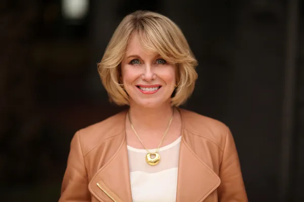 diane-bryant-hero.max-2800x2800.png