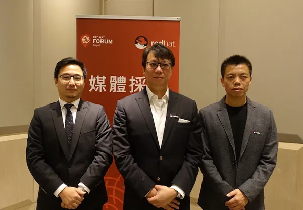 121317_紅帽2017高峰論壇記者會_文志鋒(中)_趙文斌(右)_徐世安(左).JPG