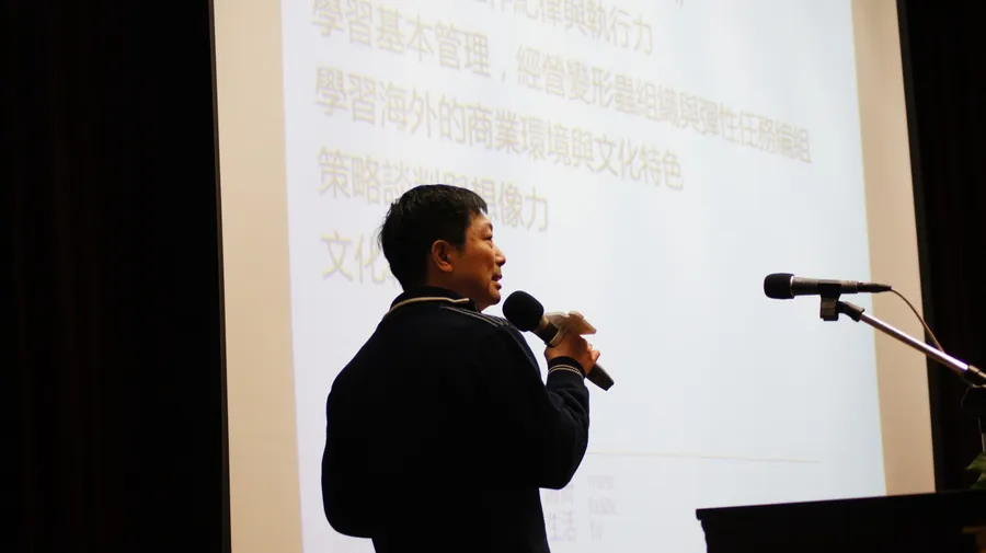 博客來、讀冊創辦人張天立推薦！數位世代人才必讀的5本書