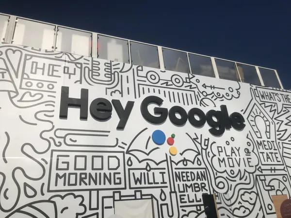 Hey Google設計牆