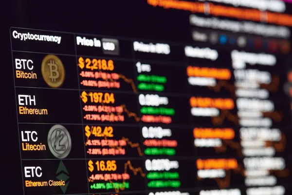 ico_crypto_shutterstock_677490325.jpg