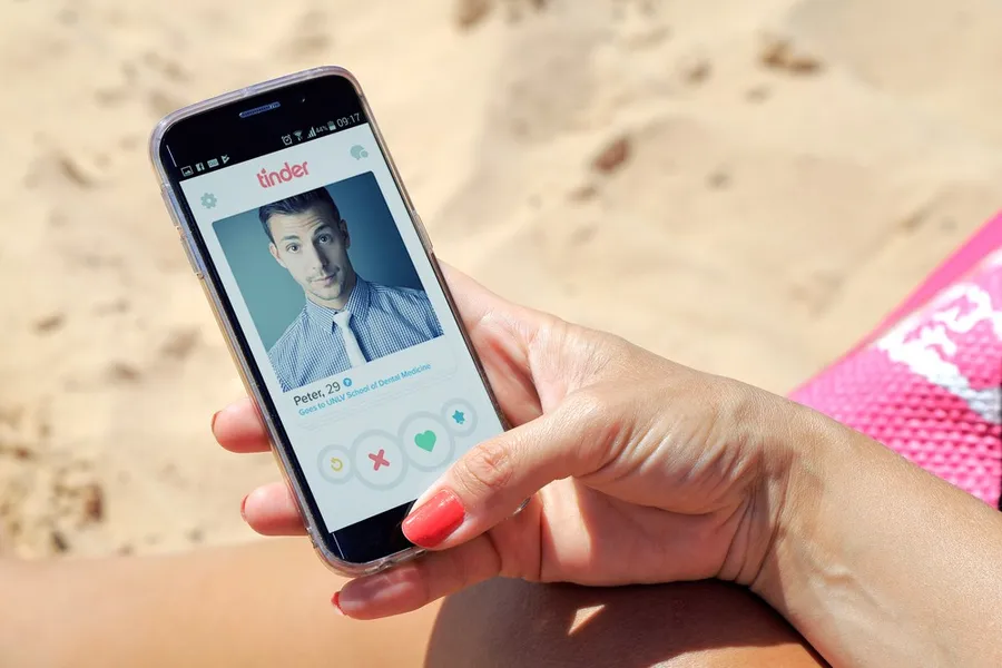 偷滑肌肉男被發現？交友軟體Tinder爆漏洞，5千萬用戶配對過程遭外洩