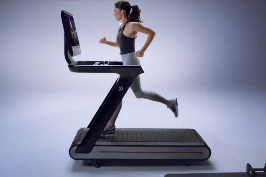 過年結束了開工瘦身吧！PELOTON TREAD 全身訓練的跑步機！