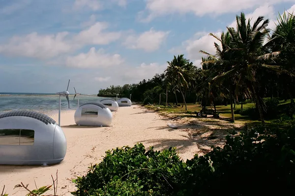 ecocapsules_on_beach.jpg