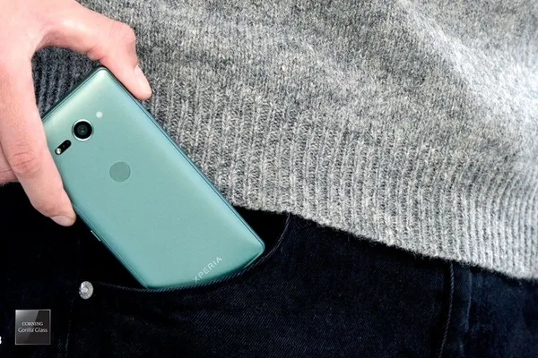 Xperia XZ2 Compact