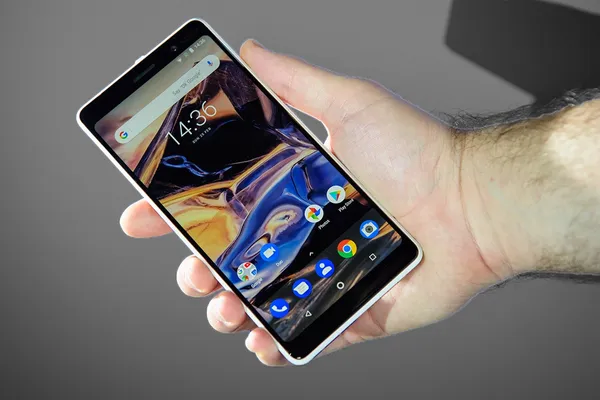 Nokia 8 Sirocco 02