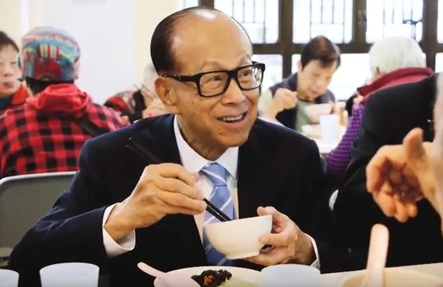李嘉誠宣布退休！從貧苦過活到創業當老闆，香港首富的兩個帶人心法