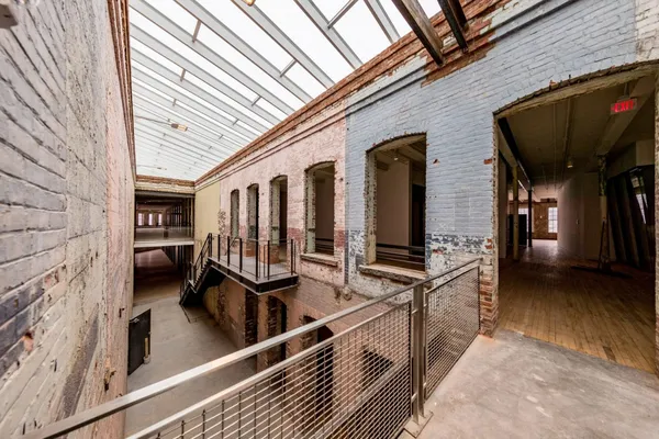 建築空間_10間博物館_mass-moca.jpg