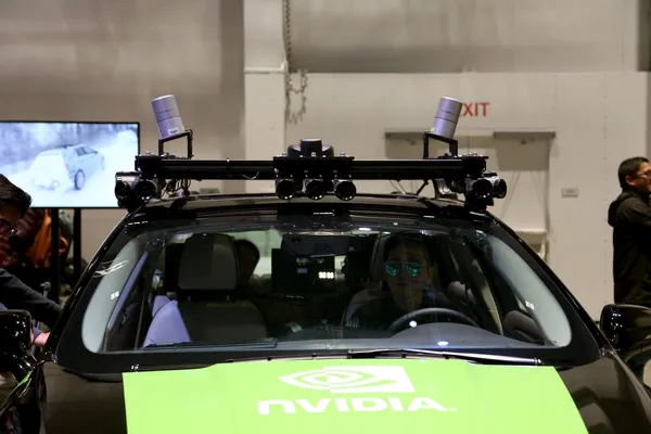 NVIDIA 可遠端控制之自駕車系統