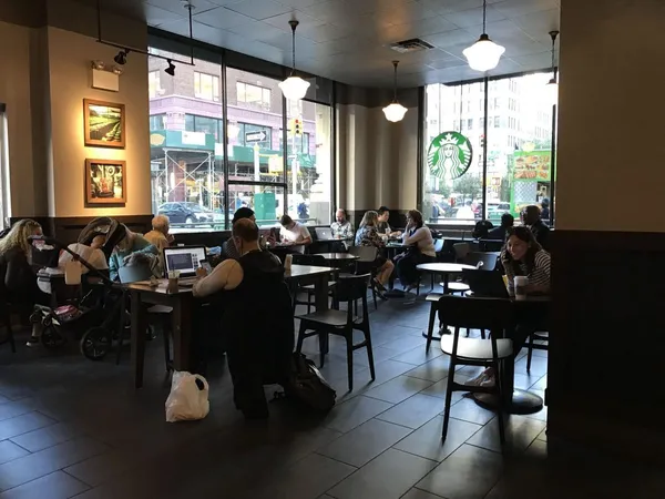 starbucks-1-e1524629465710.jpg