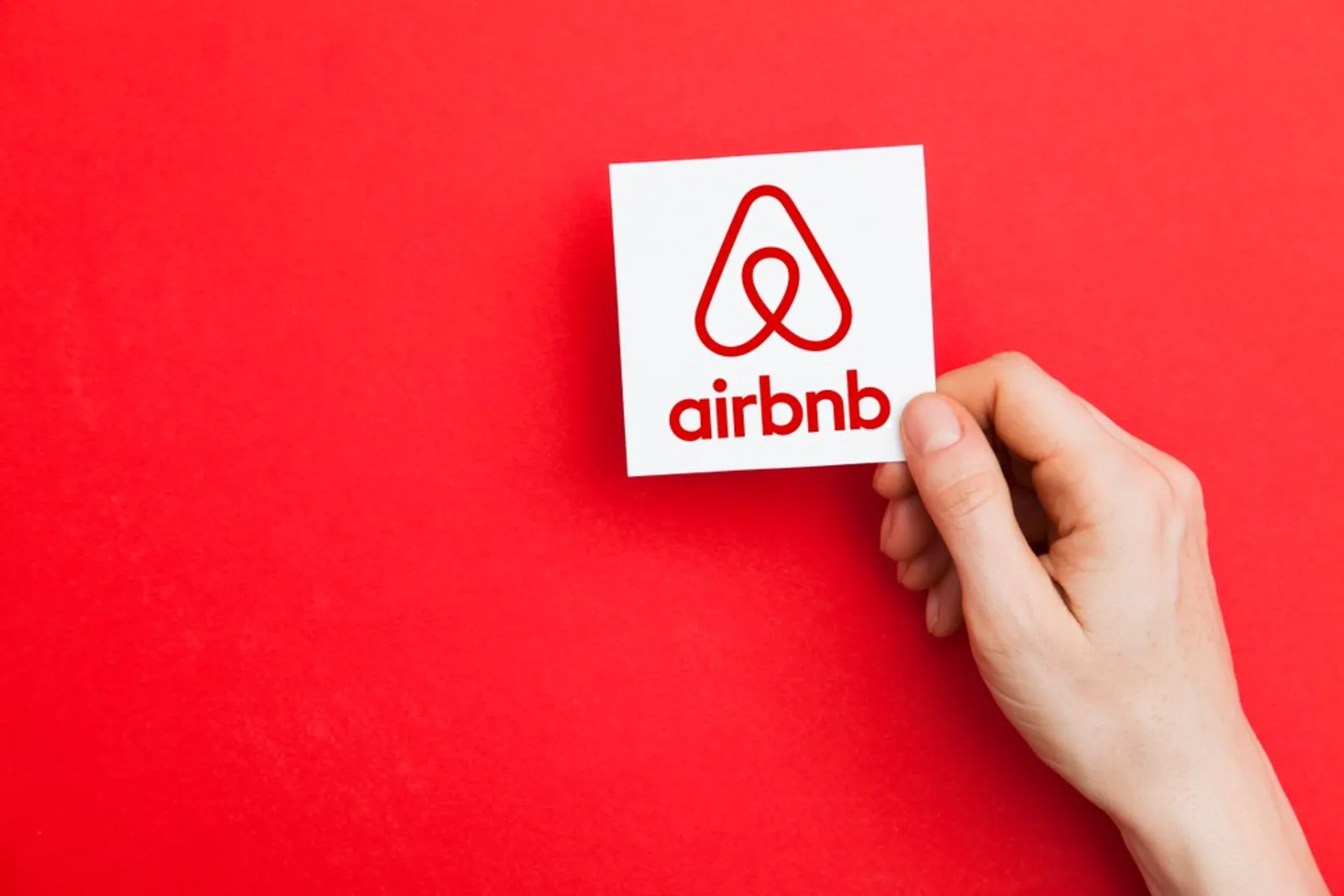 不能被山寨的公司擊敗！有人抄你的商業模式，怎麼抵擋？Airbnb 的策略