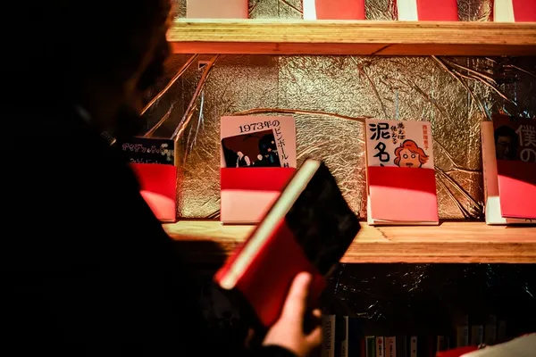 TABI LABO_歌舞伎町男公關書店_photo 4.png