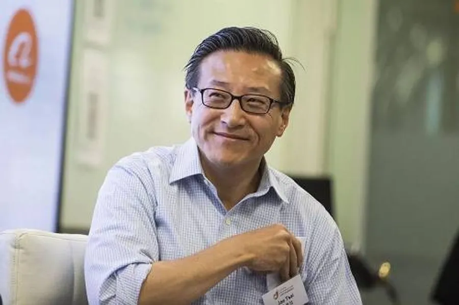 來自台灣、馬雲背後的重要推手，阿里巴巴執行副主席蔡崇信：做事重要的是跟對人