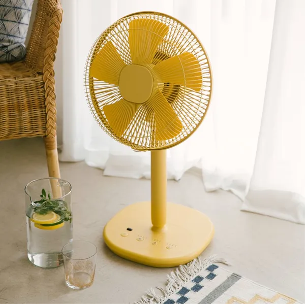 正負零輕巧電風扇.jpg