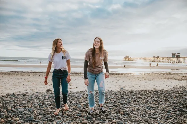 受LinkedIn、Facebook賞識，專為女性而生的社群新創「GirlCrew」 
