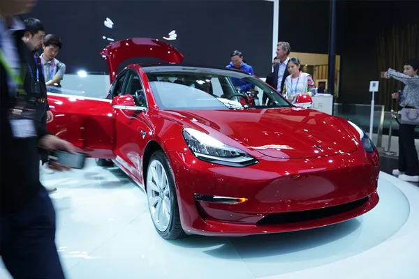 特斯拉Model 3.JPG