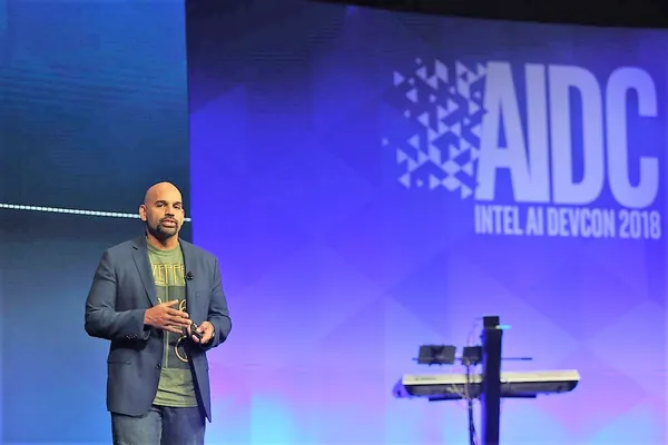 Naveen Rao 在 Intel AIDC 2018