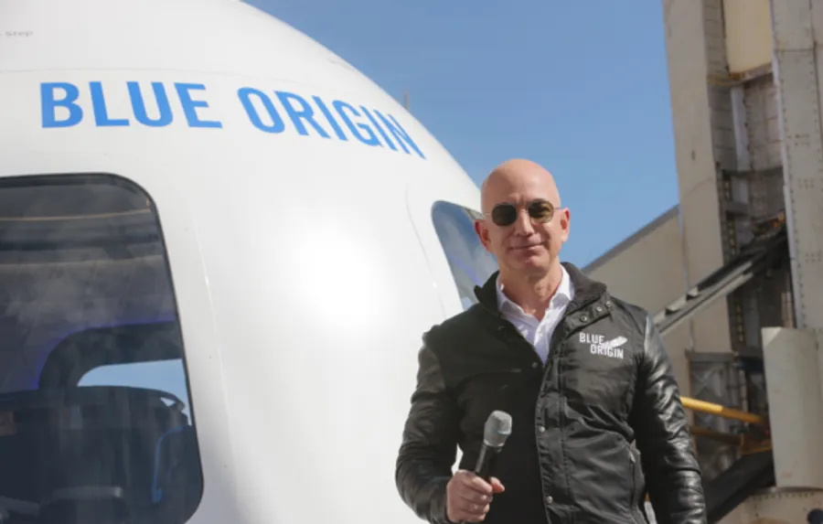 從網路產業，跨界成為火箭發射者—Amazon 創辦人貝佐斯會成為太空霸主？