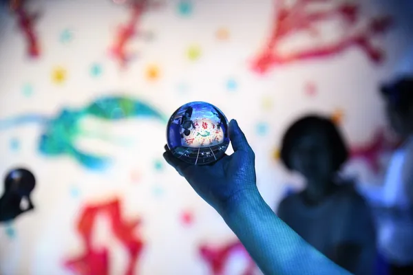 展覽作品《青春夢》Youthful Dream_展兼參觀現場.jpg