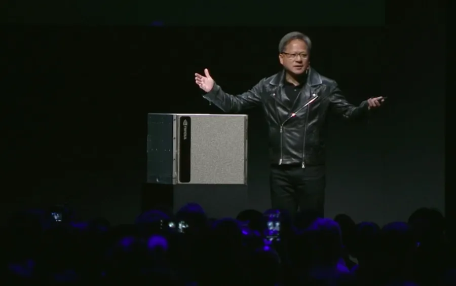 NVIDIA執行長黃仁勳：Google TPU在內的AI晶片都有其侷限性
