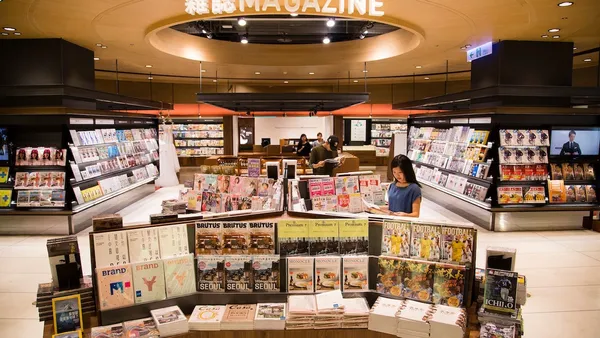 買書配青菜？誠品信義店3年來最大改裝揭幕，15道主題雜誌牆配生鮮蔬菜市集