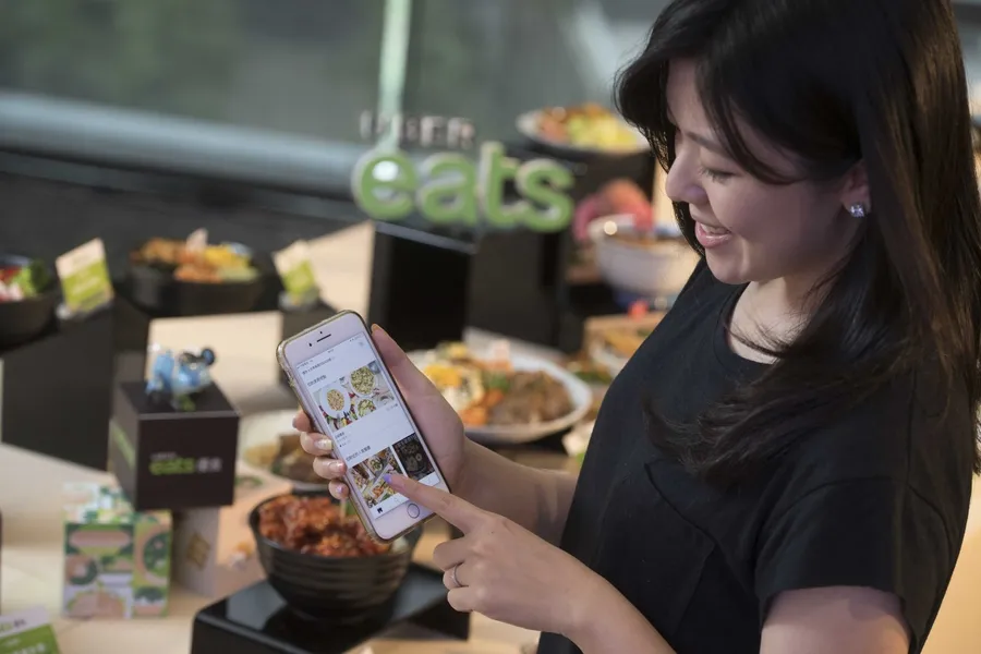 用數據研發新菜單，UberEats推「快閃廚房」衝刺訂單量