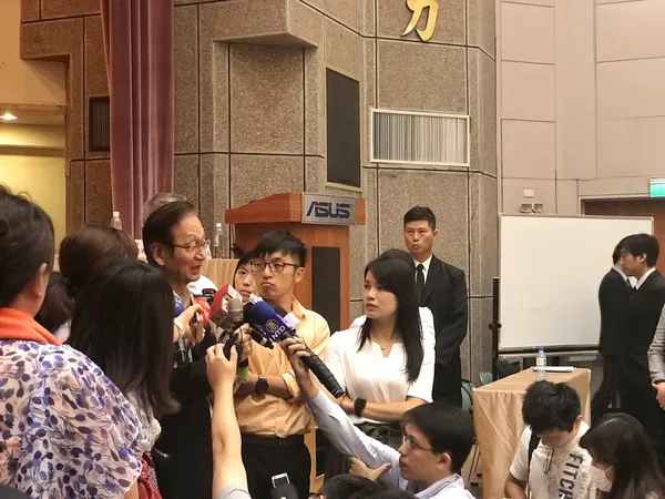 施崇棠