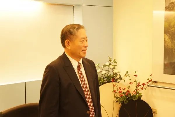 智冠董事長王俊博