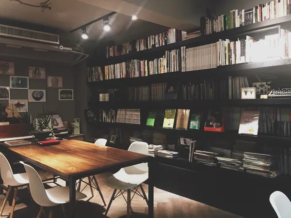 薄霧書店_美學的意義.jpg