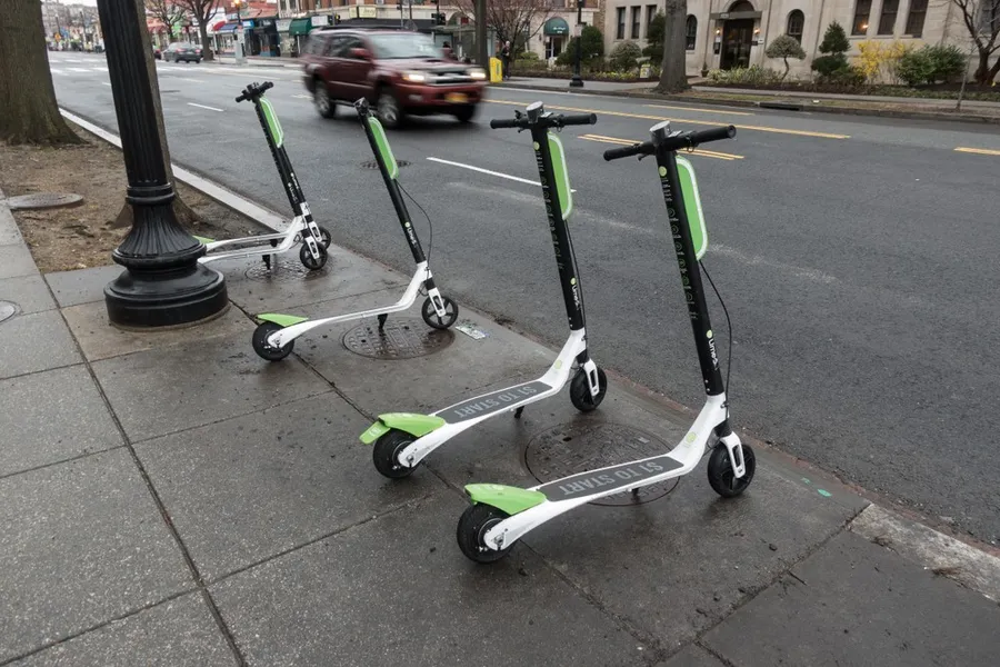 Google認證的未來交通方式？Alphabet 重金參與共享電動滑板車Lime 90億元投資