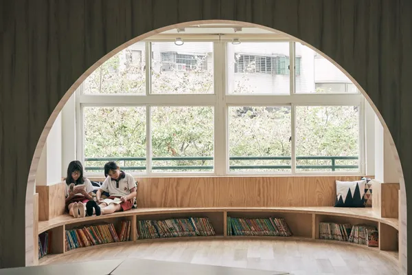 台中立新國小圖書館.jpg