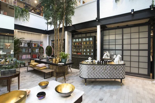 西倫敦選品店_The Shop at Bluebird.jpg