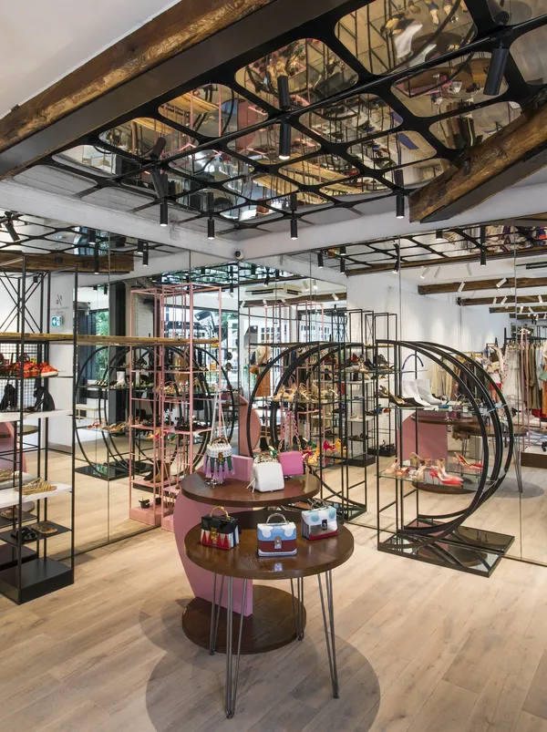 西倫敦選品店_The Shop at Bluebird.jpg