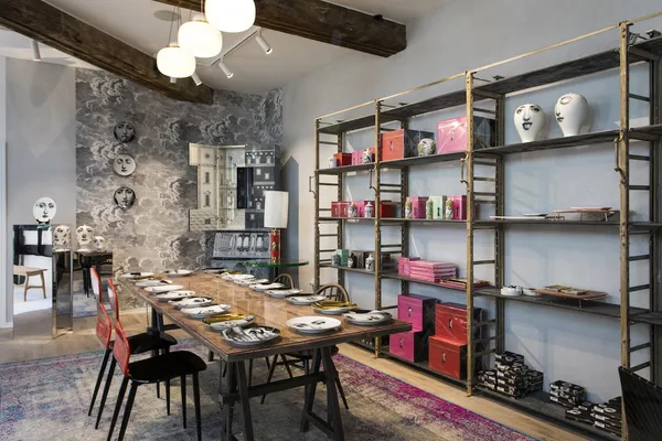 西倫敦選品店_The Shop at Bluebird.jpg